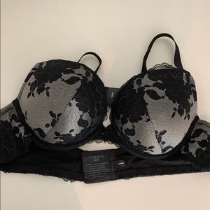 Torrid plunge push-up bra NWT 40C